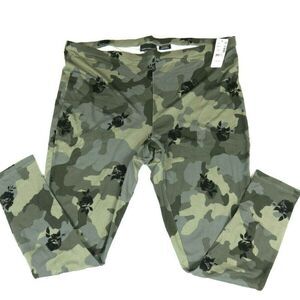 NWT Addition Elle Leggings Camo Print with Black Roses Women's Plus Size 2X